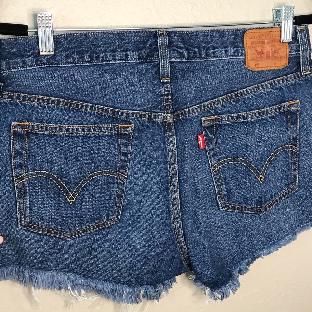 Levi's Blue Denim Cut-off Button Front 501 Short - Picture 3 of 8